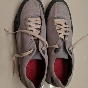 Fairly used Men's Air Jordan Retro I